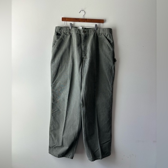 Men's Carhartt Dungaree‎ Fit green color cargo pants  size 40x32 - Picture 1 of 8